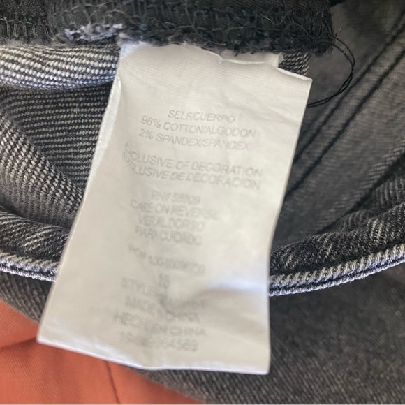 Gianni Bini Distressed Black Straight Jeans - Picture 4 of 7